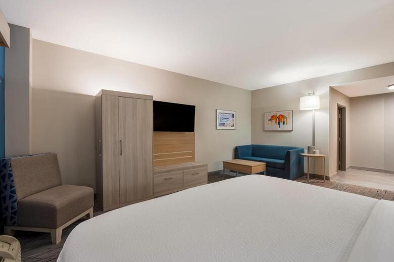 Hotel Comfort Suites Lexington
