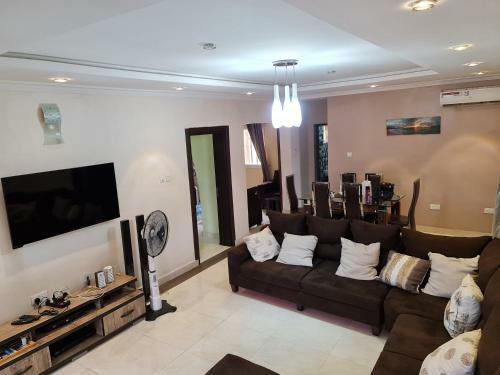 Apartamento Lovely 3-bedroom Around Ogba, Ikeja, Lagos.