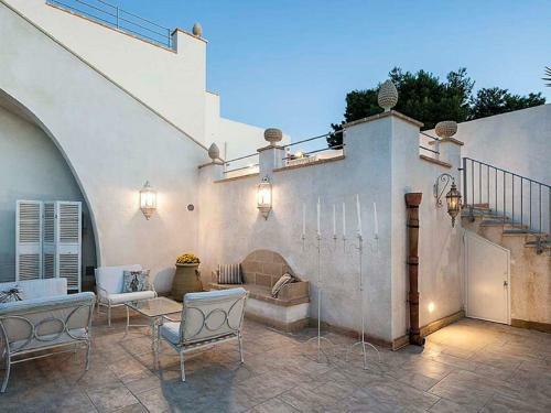 Majestic Holiday Home In Trapani With Sauna