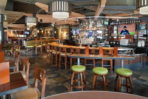 Silver Cloud Hotel - Seattle Stadium