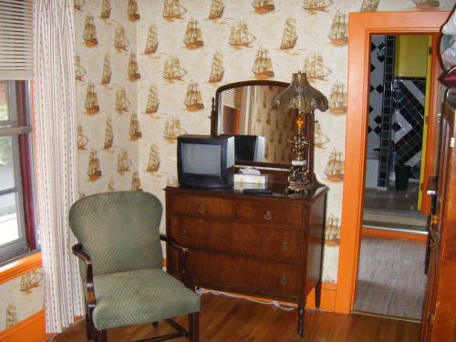 Auberge Des Arts Bed And Breakfast