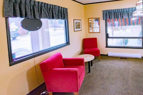 Kingston Motel East