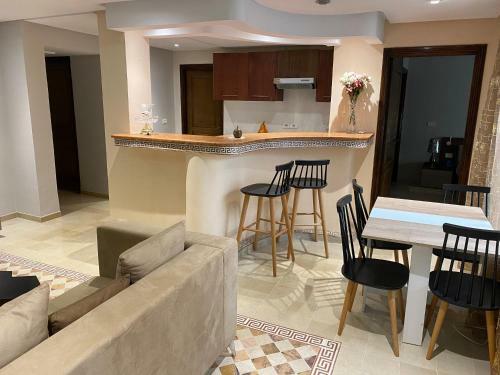 Lac Palace Luxury Apartment-2 Bdr
