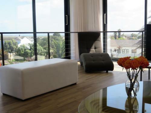 Cape White Villa
