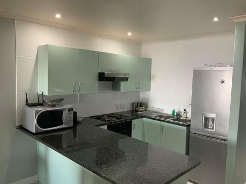 Sage At Whale Cove - Sea Facing Apartment