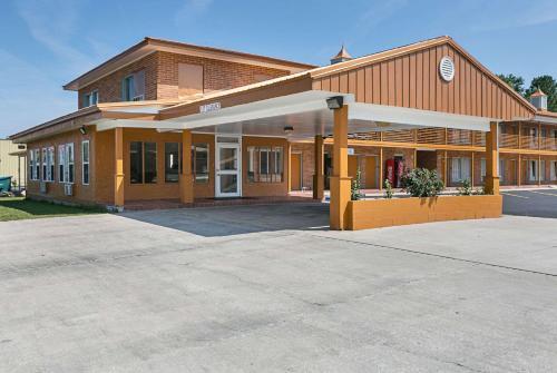 Motel Best Host Inn And Suite - Perry