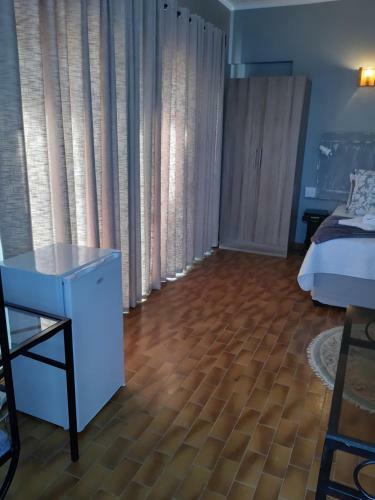 Bed & Breakfast Fochville Guesthouse