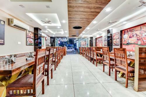 Oyo Townhouse 742 Hotel Mangal Inn
