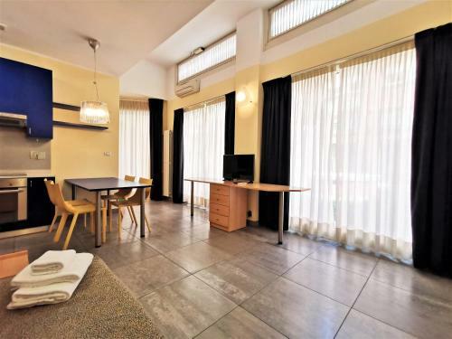 Apartamento Hostdomus - Blue Tech Studio