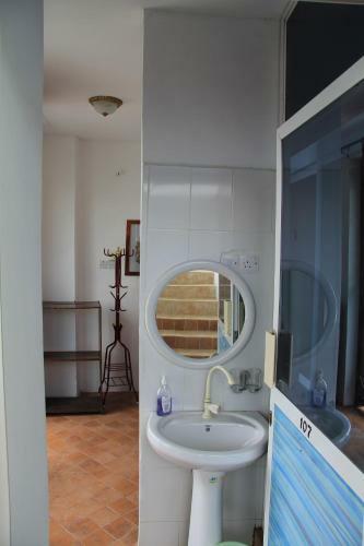 Hostal Nungwi Backpacker Apartments