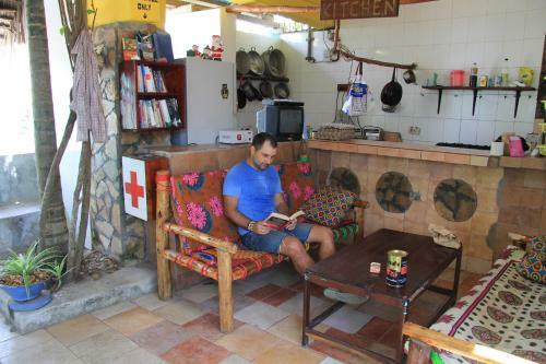 Hostal Nungwi Backpacker Apartments