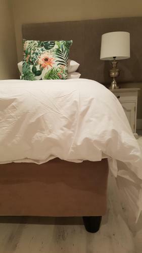 Hostal Franschhoek Village House