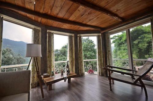 Eko Stay - Winterfell Villa