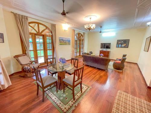 Villa Eko Stay - Lilac Cottage