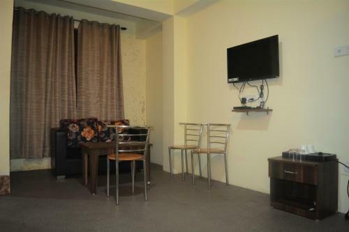 Hotel Rufina Cardamom Residency