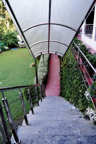 Hotel Avexia Resorts Pine Oak
