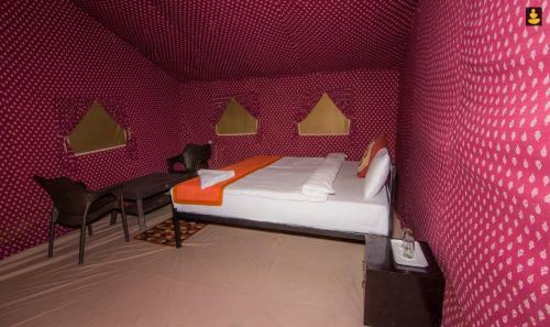 Livingstone Camping Site, Bhimtal