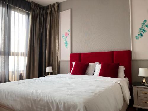 Apartamento Nice & Luxury London Theme, Corner With Balcony, 769sqft