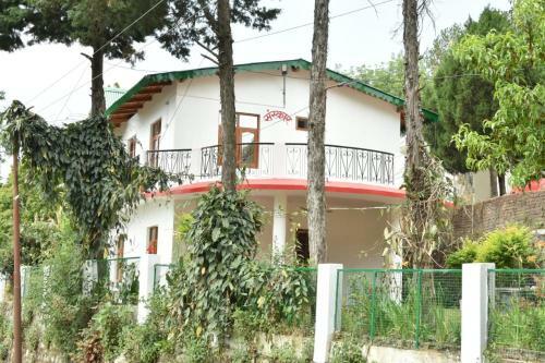Hostal Sanskar Homestay