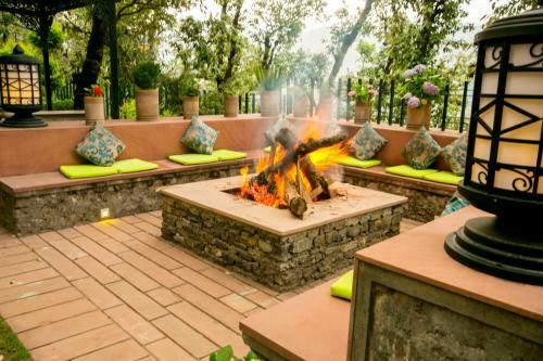 Hotel The Fern Hillside Resort Bhimtal