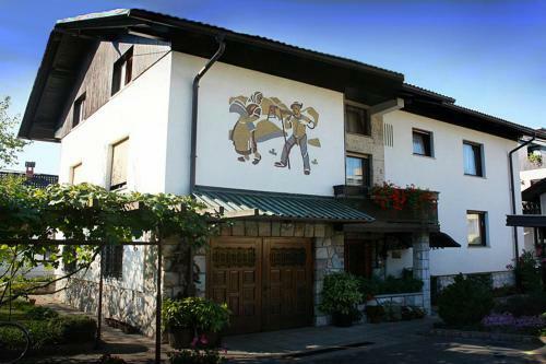 Hostal Garni Penzion Milena