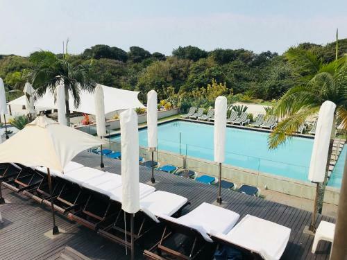 Breakers Resort Apartments
