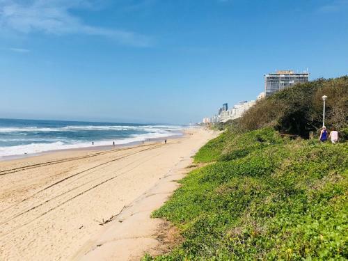 Breakers Resort Apartments
