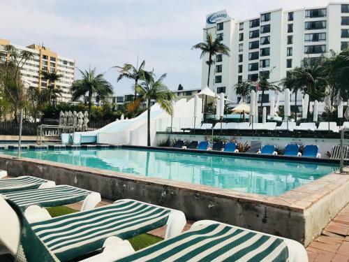 Breakers Resort Apartments