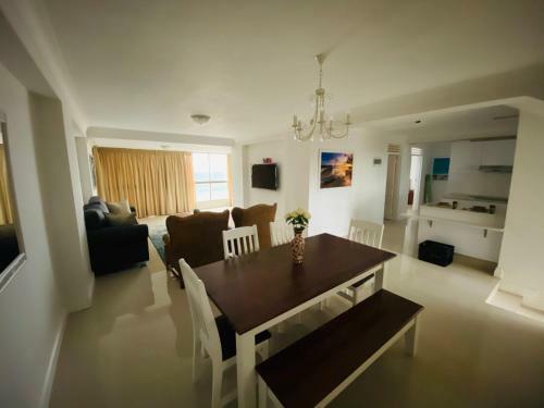 Bencorrum Self-catering Apartments
