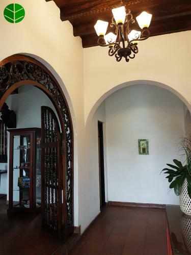 La Porta Plaza Hotel