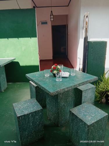 'franklyn', Homestay
