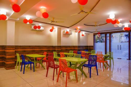 Hotel Fabexpress Raj Regent