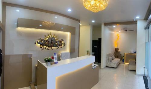 Hotel Golden Bliss