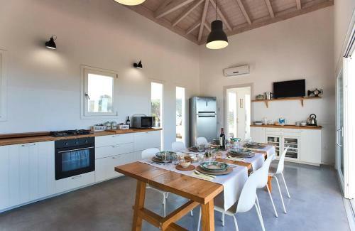 Alghero Villa Carrabufas Villa Con Piscina Vista Mare Per 10 Persone