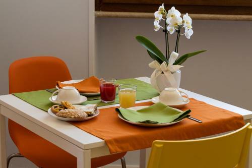 Hostal Valmontone Travel Rooms