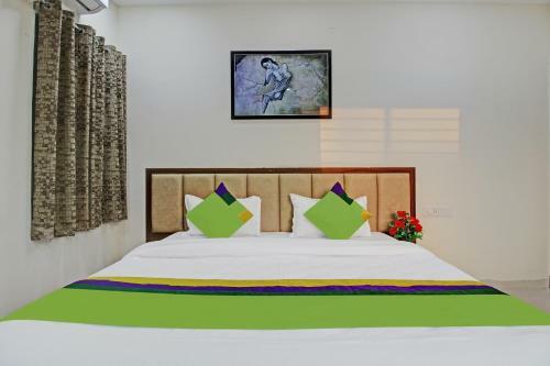 Treebo Trend Hotel Krishna Regency Gautam Nagar