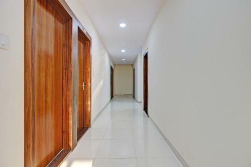 Treebo Trend Hotel Krishna Regency Gautam Nagar