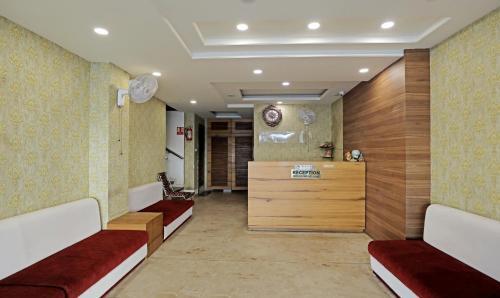 Hotel Treebo Trend Raj Residency Mp Nagar Zone 1