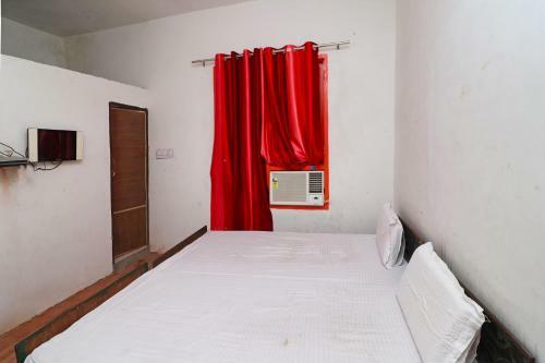 Hotel Spot On 37270 Apna Niwas