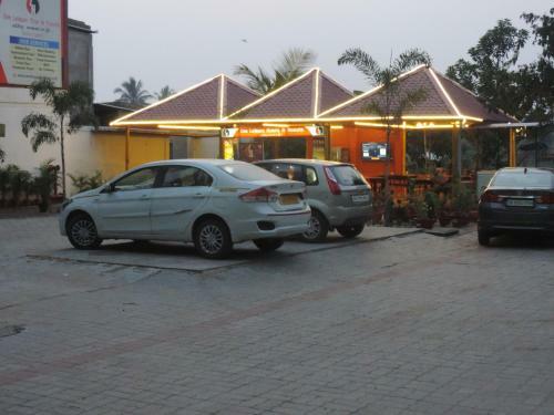 Om Leisure Hotel - Bbsr