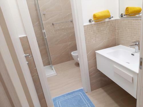 Hostal Trieste Center Rooms & Apartments