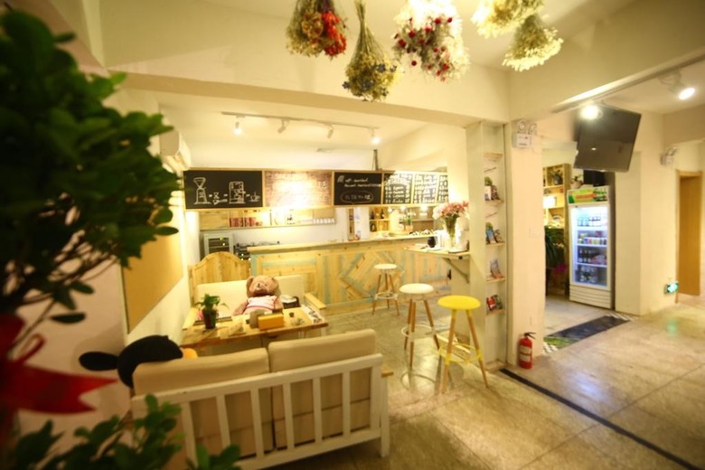 Luoyang Heartland International Youth Hostel