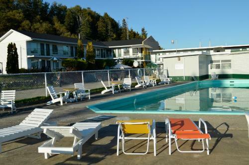 Hotel-motel Les Voitures D'eau