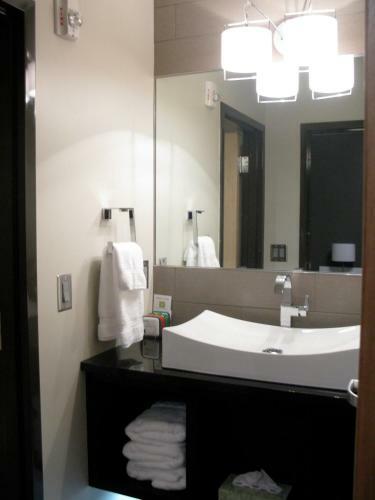 Hotel Suites At 118 - Bloomington