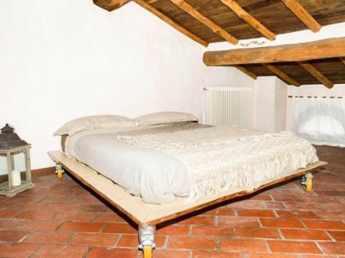 Charming Holiday Home At Vellano With Swimming Pool