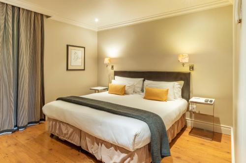 Apartamentos Cape Royale | Whosting