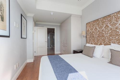 Apartamentos Cape Royale | Whosting