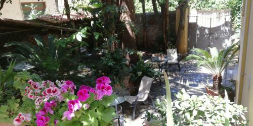 Villino With Garden