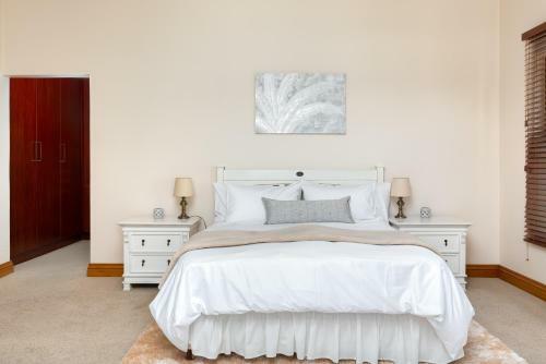 Hostal Thomson's Accommodation