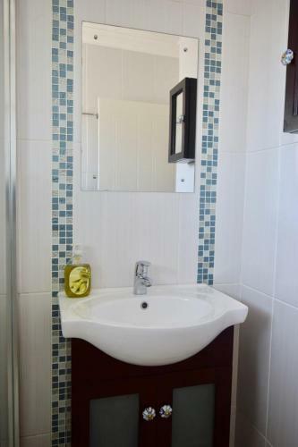 Vibrant And Safe 2 Bedroom Apartment